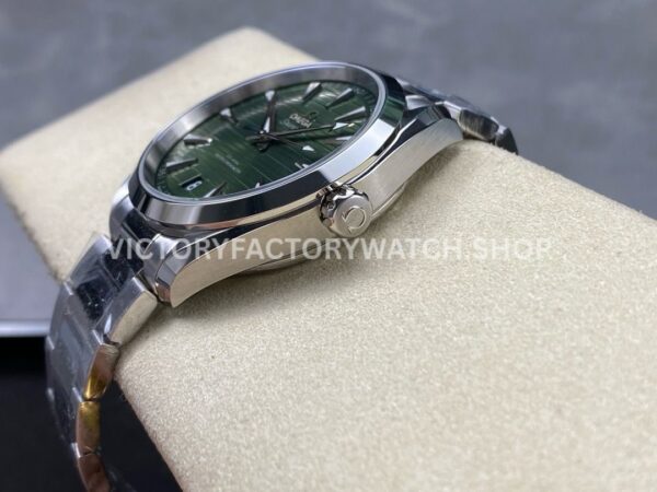 N1 Factory Omega Seamaster Aqua Terra Master Co-Axial Chronometer 220.10.41.21 (7) N1 Factory Omega Seamaster Aqua Terra Master Co-Axial Chronometer 220.10.41.21.10.001 41.5mm Full Steel Green Dial