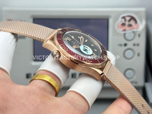 N1 Factory Omega Seamaster Diver 300M 210.90.42.20.01.003 42mm Black Dial (2) N1 Factory Omega Seamaster Diver 300M 210.90.42.20.01.003 42mm Bronze Gold Black Dial