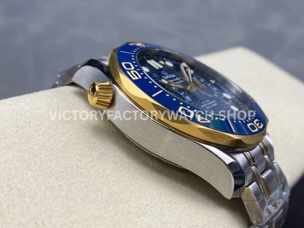 N1 Factory Omega Seamaster Diver 300M Co-Axial Chronometer Chrono (9) N1 Factory Omega Seamaster Diver 300M Co-Axial Chronometer Chronograph 210.20.44.51.03.001 44mm Half Yellow Gold Blue Dial
