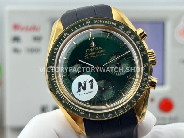 N1 Factory Omega Speedmaster Professional Moonwatch 310.63.42.50.02.001 Gold Rubber Strap Green Dial (4) N1 Factory Omega Speedmaster Professional Moonwatch 310.63.42.50.02.001 42mm Yellow Gold Rubber Strap Green Dial