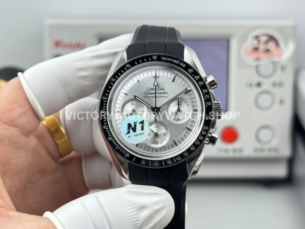 N1 Factory Omega Speedmaster Professional Moonwatch 310.63.42.50.02.001 Steel Rubber Strap Silver Dial (6) N1 Factory Omega Speedmaster Professional Moonwatch 310.63.42.50.02.001 steel rubber strap silver dial replica watch