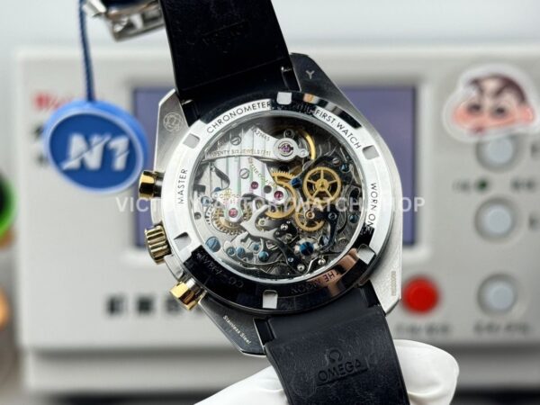 N1 Factory Omega Speedmaster Professional Moonwatch 310.20.42.50.02.001 42mm Yellow Gold Rubber Strap Silver Dial