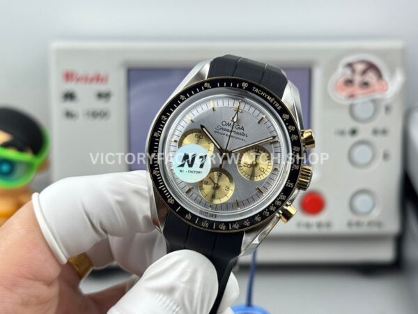 N1 Factory Omega Speedmaster Professional Moonwatch 310.20.42.50.02.001 42mm Yellow Gold Rubber Strap Silver Dial