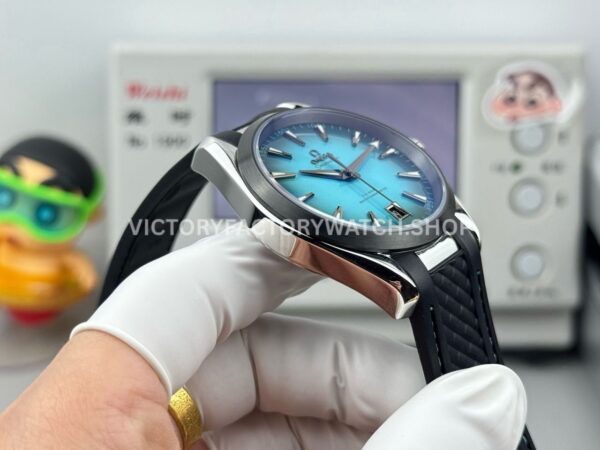 OVS Factory Omega Seamaster Aqua Terra 220.10.41.21.03.006 41mm Rubber Strap Turquoise Colour Dial