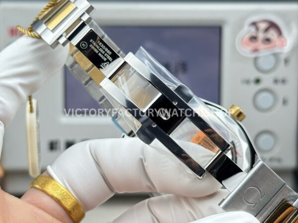 OVS Factory Omega Seamaster Aqua Terra 220.20.41.21.01.001 41mm Half Rose Gold Black Dial