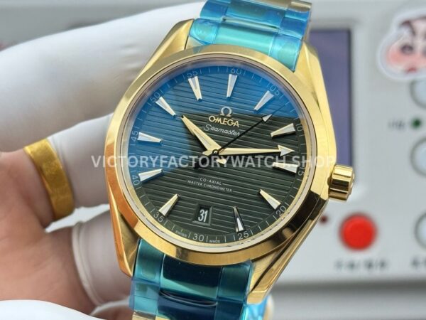 OVS Factory Omega Seamaster Aqua Terra 220.50.41.21.10.001 41mm Full Yellow Gold Green Dial (3) OVS Factory Omega Seamaster Aqua Terra 220.50.41.21.10.001 41mm Full Yellow Gold Green Dial