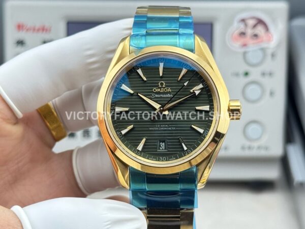 OVS Factory Omega Seamaster Aqua Terra 220.50.41.21.10.001 41mm Full Yellow Gold Green Dial (7) OVS Factory Omega Seamaster Aqua Terra 220.50.41.21.10.001 41mm full yellow gold green dial replica watch