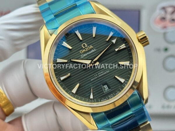 OVS Factory Omega Seamaster Aqua Terra 220.50.41.21.10.001 41mm Full Yellow Gold Green Dial (8) OVS Factory Omega Seamaster Aqua Terra 220.50.41.21.10.001 41mm Full Yellow Gold Green Dial