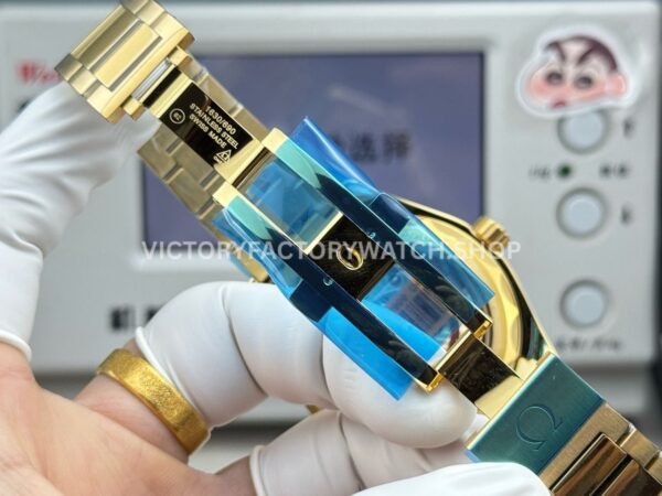 OVS Factory Omega Seamaster Aqua Terra 220.50.41.21.10.001 41mm Full Yellow Gold Green Dial (9) OVS Factory Omega Seamaster Aqua Terra 220.50.41.21.10.001 41mm Full Yellow Gold Green Dial