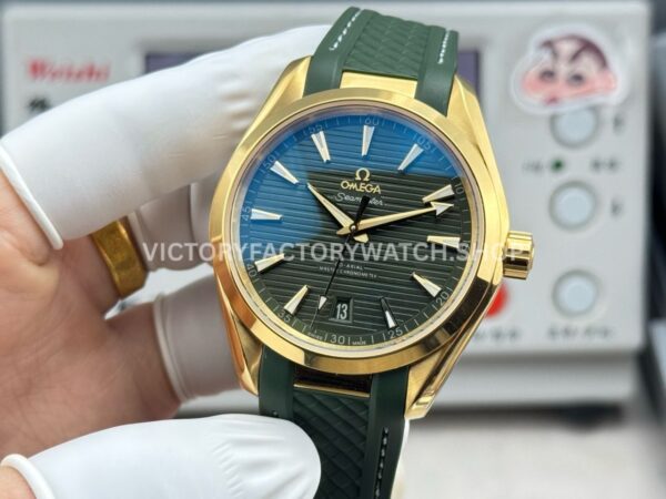 OVS Factory Omega Seamaster Aqua Terra 220.52.41.21.10.001 41mm Rose Gold Green Rubber Strap Green Dial (8) OVS Factory Omega Seamaster Aqua Terra 220.52.41.21.10.001 41mm Rose Gold Green Rubber Strap Green Dial
