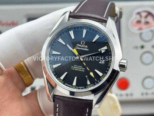 OVS Factory Omega Seamaster Aqua Terra 231.12.42.21.01.001 41mm Steel Brown Leather Strap Black Dial