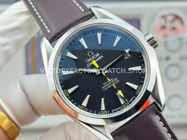 OVS Factory Omega Seamaster Aqua Terra 231.12.42.21.01.001 41mm Steel Brown Leather Strap Black Dial