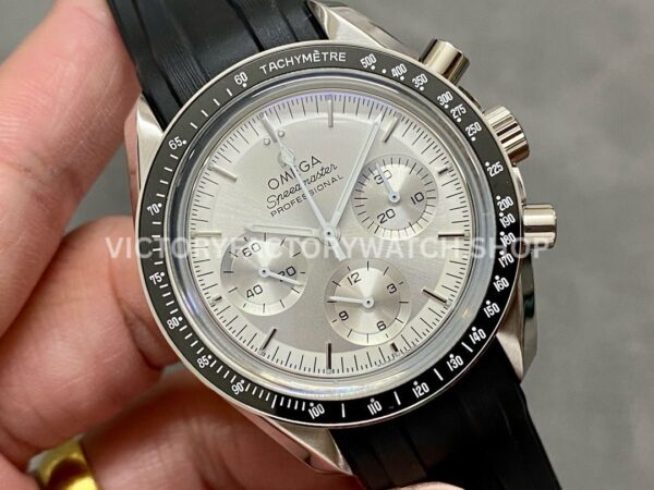 RM Factory Omega Speedmaster Professional Moonwatch 310.63.42.50.02.001 42mm Steel Rubber Strap Silver Dial