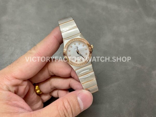 TW Factory Omega Constellation Quartz 123.25.27.60.55.007 27mm Half Rose Gold ( (3) TW Factory Omega Constellation Quartz 123.25.27.60.55.007 27mm Half Rose Gold Diamond Rose Gold Bezel Mother Of Pearl Diamond Dial