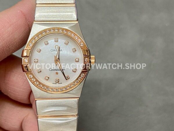 TW Factory Omega Constellation Quartz 123.25.27.60.55.007 27mm Half Rose Gold ( (9) TW Factory Omega Constellation Quartz 123.25.27.60.55.007 27mm half rose gold diamond rose gold bezel mother of pearl diamond dial replica watch
