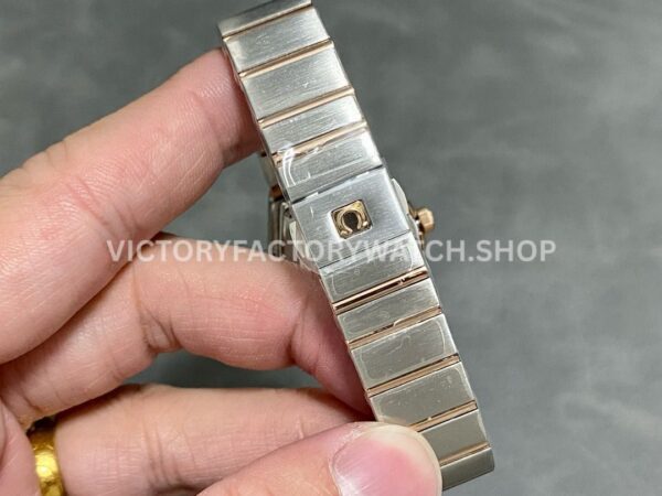 TW Factory Omega Constellation Quartz 131.25.28.60.99.001 27mm Diamond Bezel Half Rose Gold S TW Factory Omega Constellation Quartz 131.25.28.60.99.001 27mm Half Rose Gold Diamond Bezel Diamond Blue Dial