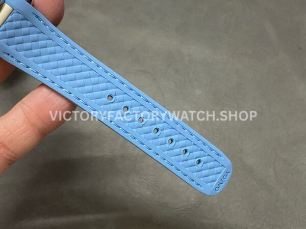 VS Factory Omega Seamaster Aqua Terra 150M 220.12.41.21.03.008 41mm Steel Light Rubber Strap Blue Dial
