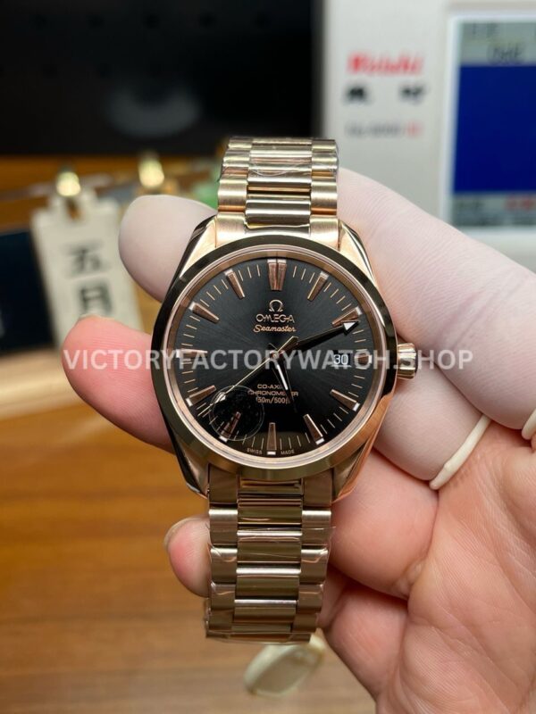 VS Factory Omega Seamaster Aqua Terra 2103.50.00 39mm full yellow gold black dial replica watch