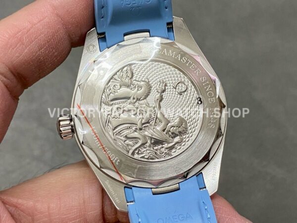 VS Factory Omega Seamaster Aqua Terra Worldtimer Master Chronometer Gmt 220.12.43.22.03.001 43mm Light Rubber Strap Blue Dial