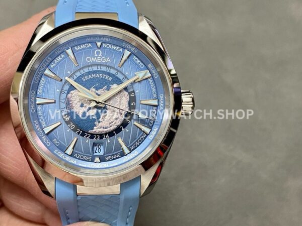 VS Factory Omega Seamaster Aqua Terra Worldtimer Master Chronometer GMT 220.12.43.22.03.001 43mm light rubber strap blue dial replica watch