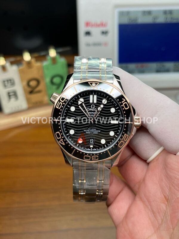 VS Factory Omega Seamaster Diver 300M 210.22.42.20.01.001 42mm Half Yellow Gold Black Dial (1) VS Factory Omega Seamaster Diver 300M 210.22.42.20.01.001 42mm half yellow gold black dial replica watch