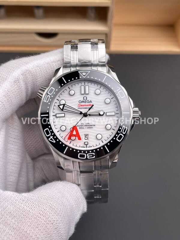 VS Factory Omega Seamaster Diver 300M 210.30.42.20.04.001 42mm full steel white dial replica watch