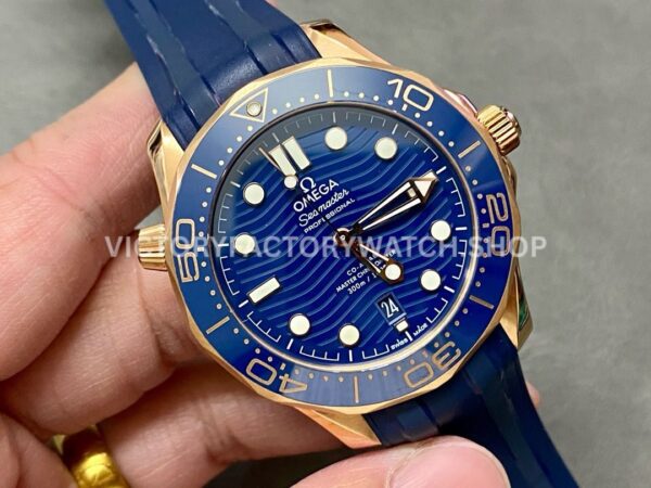 VS Factory Omega Seamaster Diver 300M 210.62.42.20.03.001 42mm Rose Gold Rubber Strap Blue Dial