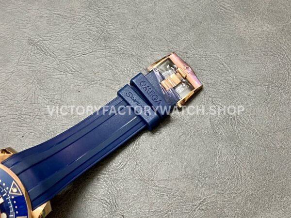 VS Factory Omega Seamaster Diver 300M 210.62.42.20.03.001 42mm Rose Gold Rubber Strap Blue Dial