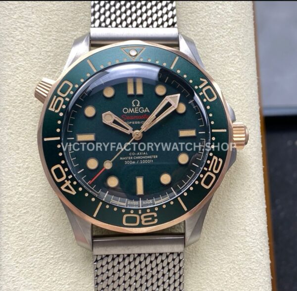 VS Factory Omega Seamaster Diver 300M 210.90.42.20.10.001 42mm full titanium green dial replica watch