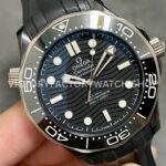 VS Factory Omega Seamaster Diver 300M 210.92.44.20.01.001 43.5mm Ceramic Rubber Strap Black Dial (4) VS Factory Omega Seamaster Diver 300M 210.92.44.20.01.001 43.5mm Ceramic Rubber Strap Black Dial