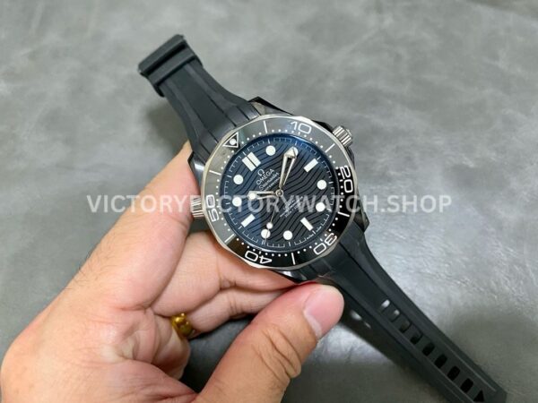 VS Factory Omega Seamaster Diver 300M 210.92.44.20.01.001 43.5mm Ceramic Rubber Strap Black Dial (5) VS Factory Omega Seamaster Diver 300M 210.92.44.20.01.001 43.5mm Ceramic Rubber Strap Black Dial