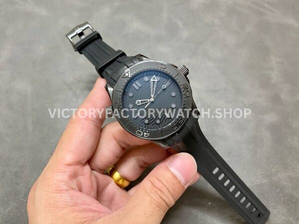 VS Factory Omega Seamaster Diver 300M 210.92.44.20.01.003 43.5mm Ceramic Rubber Strap Black Dial (2) VS Factory Omega Seamaster Diver 300M 210.92.44.20.01.003 43.5mm Ceramic Rubber Strap Black Dial