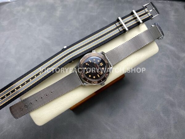 VS Factory Omega Seamaster Diver 300M James Bond 007 210.90.42.20.01.001 42mm Full Titanium Black Dial (2) VS Factory Omega Seamaster Diver 300M James Bond 007 210.90.42.20.01.001 42mm Full Titanium Black Dial