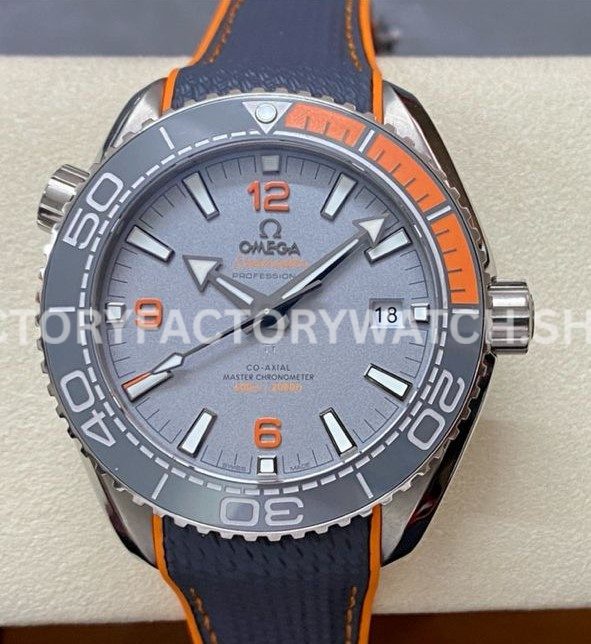 VS Factory Omega Seamaster Planet Ocean 600M 215.92.44.21.99.001 43.5mm ceramic bezel grey dial replica watch