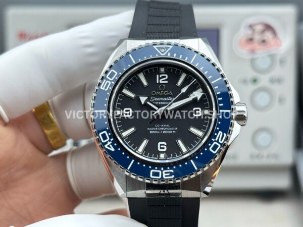 VS+ Factory Omega Seamaster Planet Ocean 600M 217.32.42.21.01.002 42mm rubber strap blue ceramic black dial replica watch