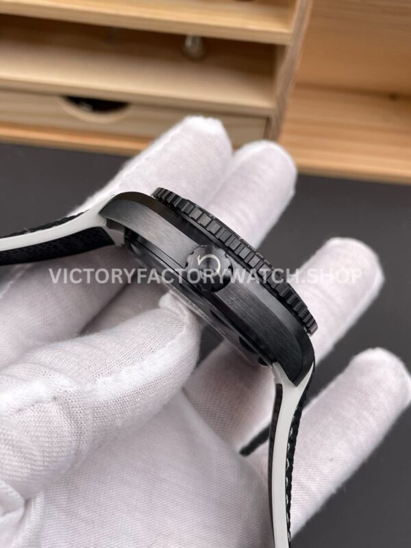 VS Factory Omega Seamaster Planet Ocean Worldtimer 600M 215.92.46.22.01.007 45.5mm Ceramic Black Dial
