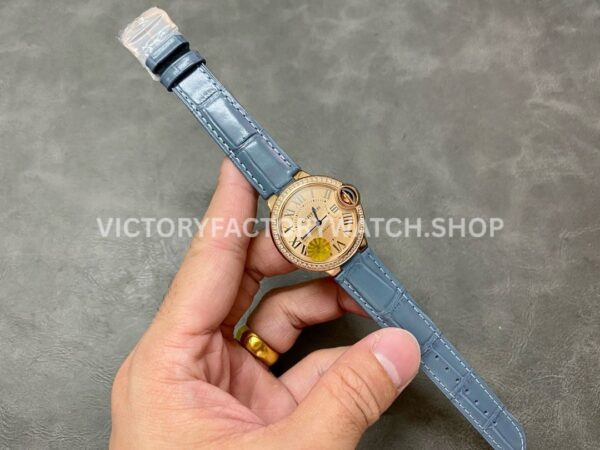 AF Factory Cartier Ballon Bleu WJBB0076 33mm Diamond Bezel Rose Gold Blu (6) AF Factory Cartier Ballon Bleu WJBB0076 33mm Rose Gold Diamond Bezel Blue Leather Strap Roman Numerals Champagne Dial