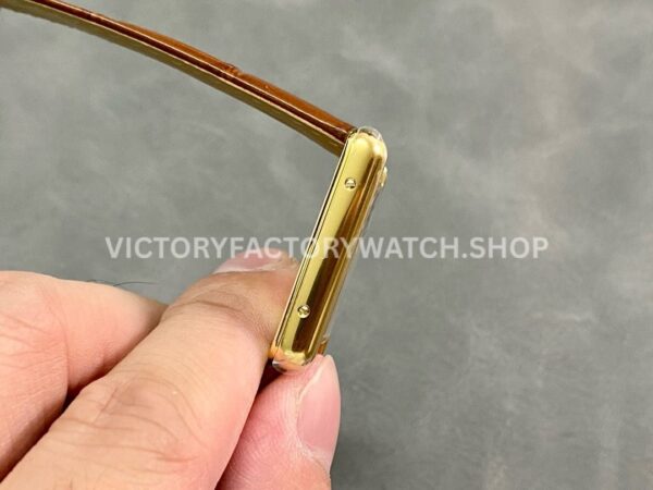 AF Factory Cartier Tank Américaine w2601556 19mm Yellow Gold Leather Strap White Dial (2) AF Factory Cartier Tank Américaine W2601556 19mm Yellow Gold Leather Strap Roman Numerals White Dial