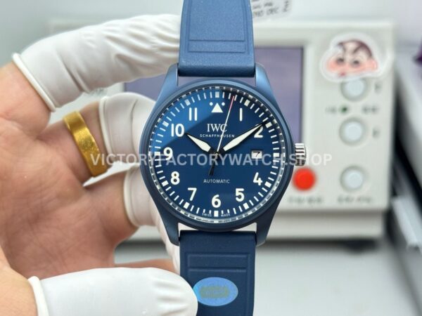 AOF Factory IWC Pilot IW328101 41mm Blue Ceramic Blue Rubber Strap Blue Dial (9) AOF Factory IWC Pilot IW328101 41mm blue ceramic replica watch
