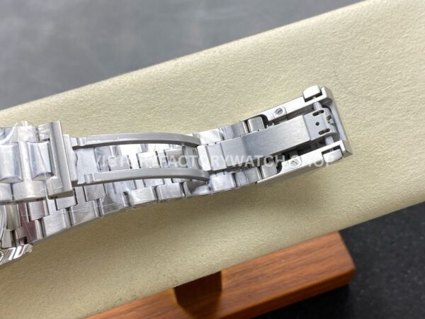 APS Factory IWC Portuguese IW500704 42mm Full Steel Silver Dial (18) APS Factory IWC Portuguese IW500704 42mm Full Steel Silver Dial