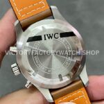 AZ Factory IWC Pilot Chronograph IW388103 41mm Leather Strap Arabic Numerals Green Dial (5) AZ Factory IWC Pilot Chronograph IW388103 41mm Leather Strap Arabic Numerals Green Dial