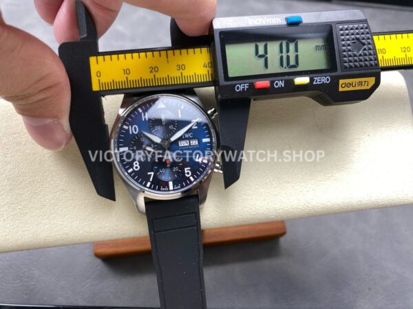 BLS Factory IWC Pilot Chronograph IW388102 41mm Rubber Strap Blue Dial (5) BLS Factory IWC Pilot Chronograph IW388102 41mm Rubber Strap Blue Dial