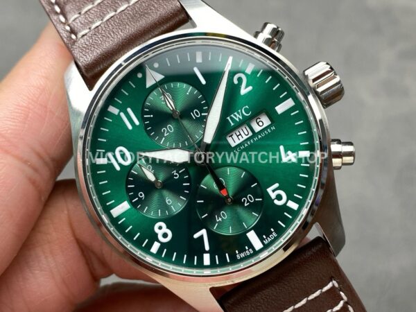 BLS Factory IWC Pilot Chronograph IW388103 41mm Steel Leather Strap Arabic Numerals Green Dial (7) BLS Factory IWC Pilot Chronograph IW388103 41mm Steel Leather Strap Arabic Numerals Green Dial