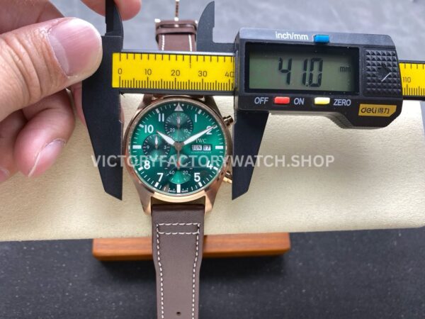 BLS Factory IWC Pilot Chronograph IW388110 41mm Leather Strap Green Dial (11) BLS Factory IWC Pilot Chronograph IW388110 41mm Rose Gold Leather Strap Green Dial