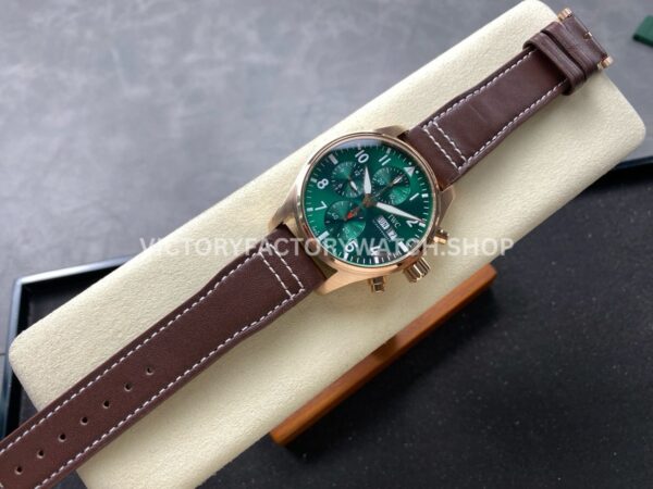 BLS Factory IWC Pilot Chronograph IW388110 41mm Leather Strap Green Dial (6) BLS Factory IWC Pilot Chronograph IW388110 41mm Rose Gold Leather Strap Green Dial