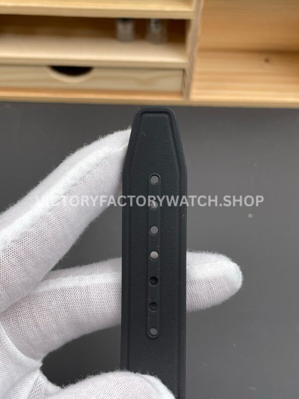 BLS Factory IWC Pilot Chronograph IW388309 41mm Rose Gold Rubber Strap Arabic Numerals Black Dial (1) BLS Factory IWC Pilot Chronograph IW388309 41mm Rose Gold Rubber Strap Arabic Numerals Black Dial