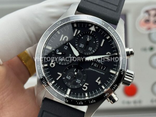 JP Factory IWC Pilot Chronograph IW388305 41mm Rubber Strap Arabic Numerals Black Dial (2) JP Factory IWC Pilot Chronograph IW388305 41mm Rubber Strap Arabic Numerals Black Dial