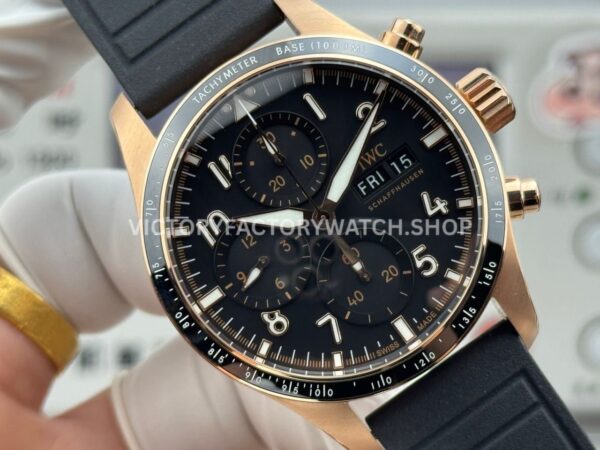 JP Factory IWC Pilot Chronograph IW388309 41mm Rose Gold Rubber Strap Arabic Numerals Black Dial (3) JP Factory IWC Pilot Chronograph IW388309 41mm Rose Gold Rubber Strap Arabic Numerals Black Dial