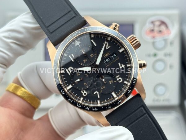 JP Factory IWC Pilot Chronograph IW388309 41mm Rose Gold Rubber Strap Arabic Numerals Black Dial (8) JP Factory IWC Pilot Chronograph IW388309 41mm Rose Gold Rubber Strap Arabic Numerals Black Dial