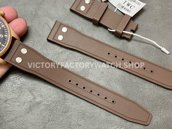 M+ Factory IWC Big Pilot IW329703 Bronze Leather Strap Black Dial (7) M+ Factory IWC Big Pilot IW329703 43mm Bronze Leather Strap Black Dial